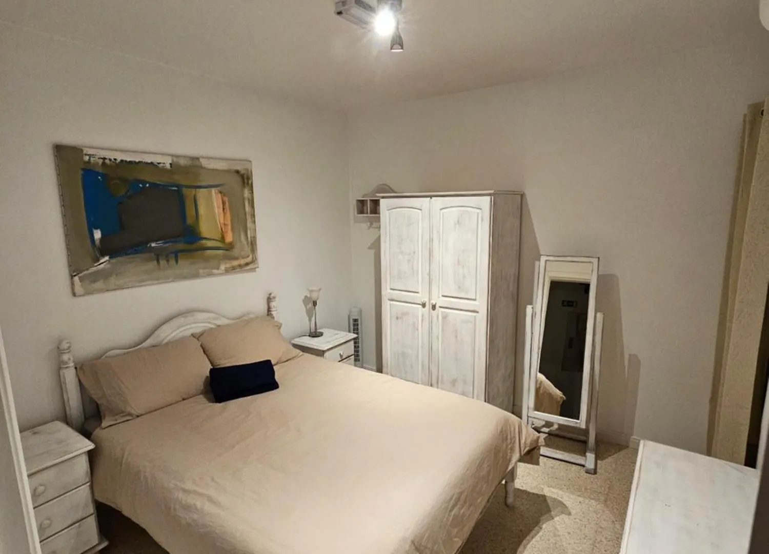 Apartament 3 Bedroom Apt In Prime Location 5M Away From Beach Is-Swieqi