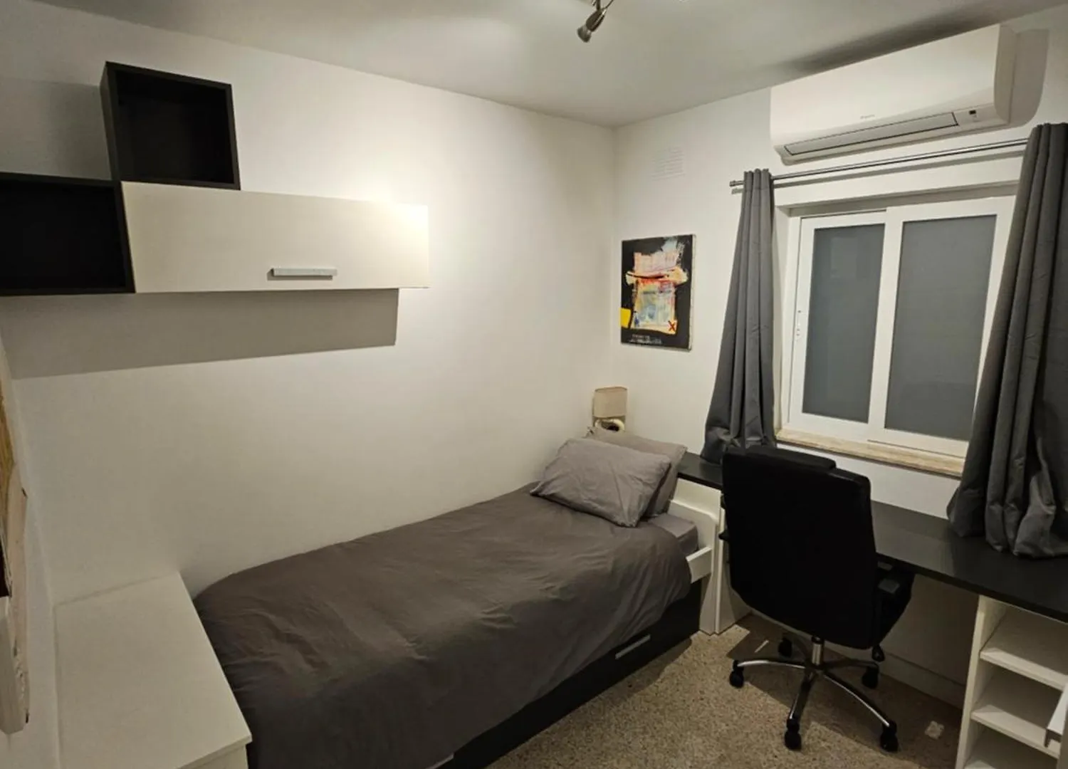 3 Bedroom Apt In Prime Location 5M Away From Beach Is-Swieqi Apartament